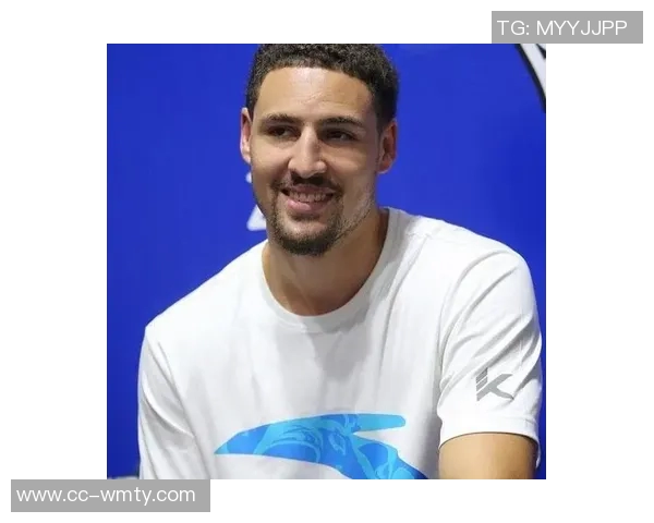 克莱首节替补表现出色创里程碑贡献10分三分命中率高达50