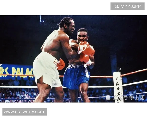 慈善拳击赛精彩上演切尔西传奇乔迪莫里斯战胜热刺名宿本特利